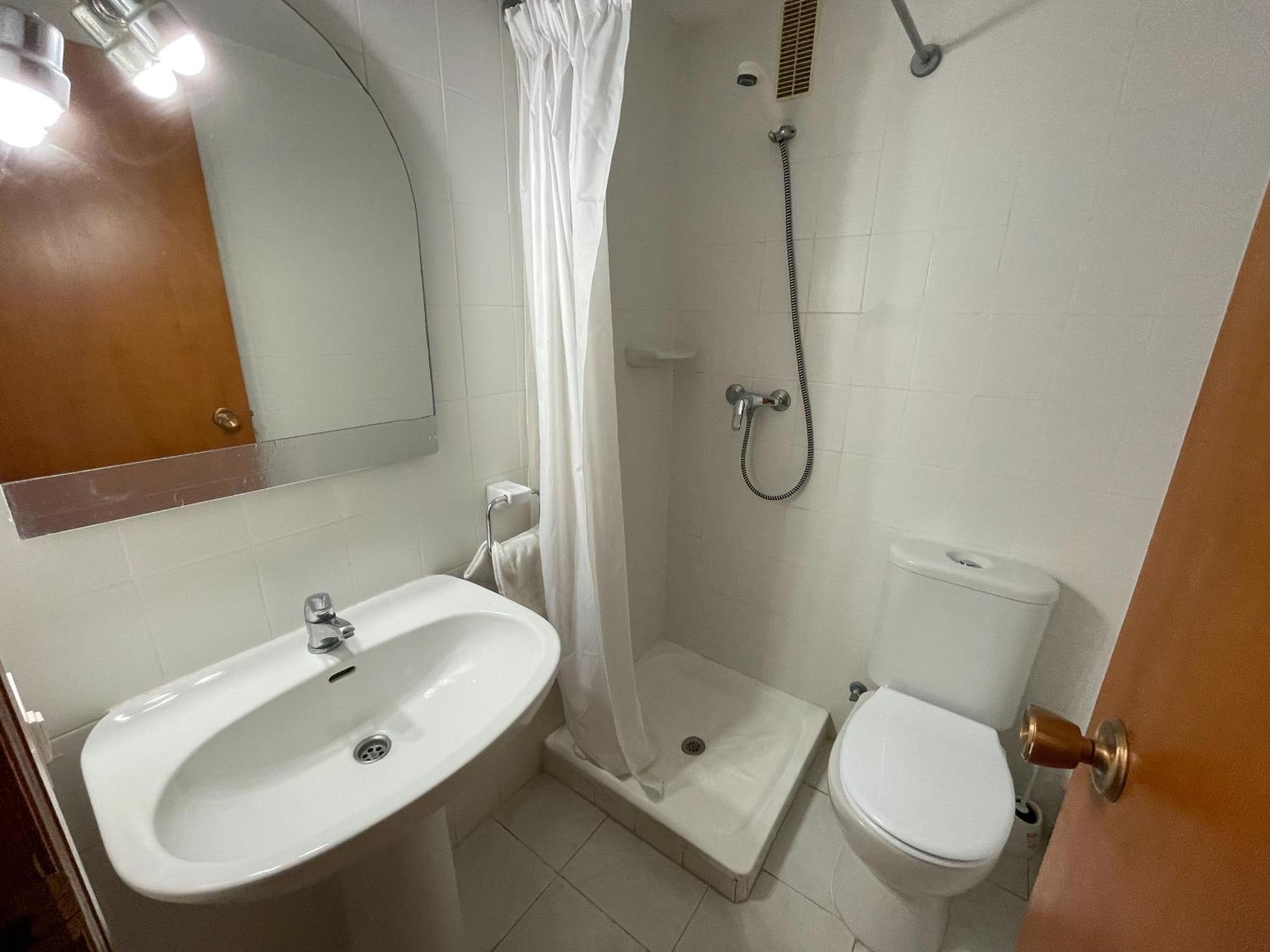 Benicàssim Apartamentos Riviera 3000 מראה חיצוני תמונה