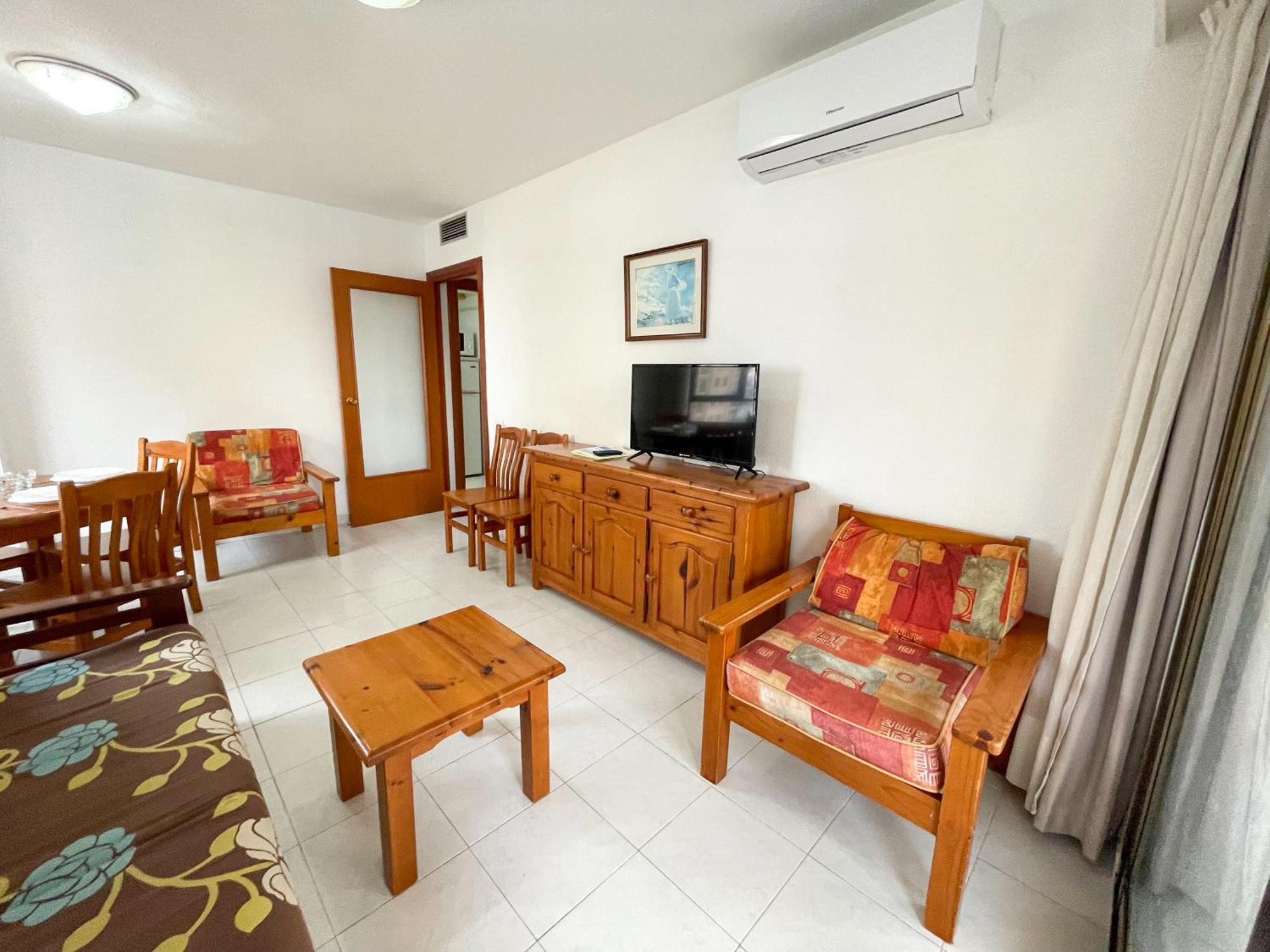 Benicàssim Apartamentos Riviera 3000 מראה חיצוני תמונה